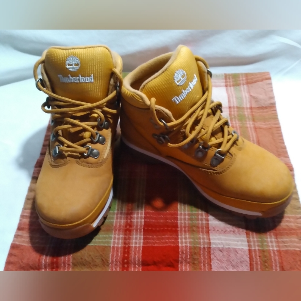 Timberland- Boys 3Y, Hikers, Worn Twice